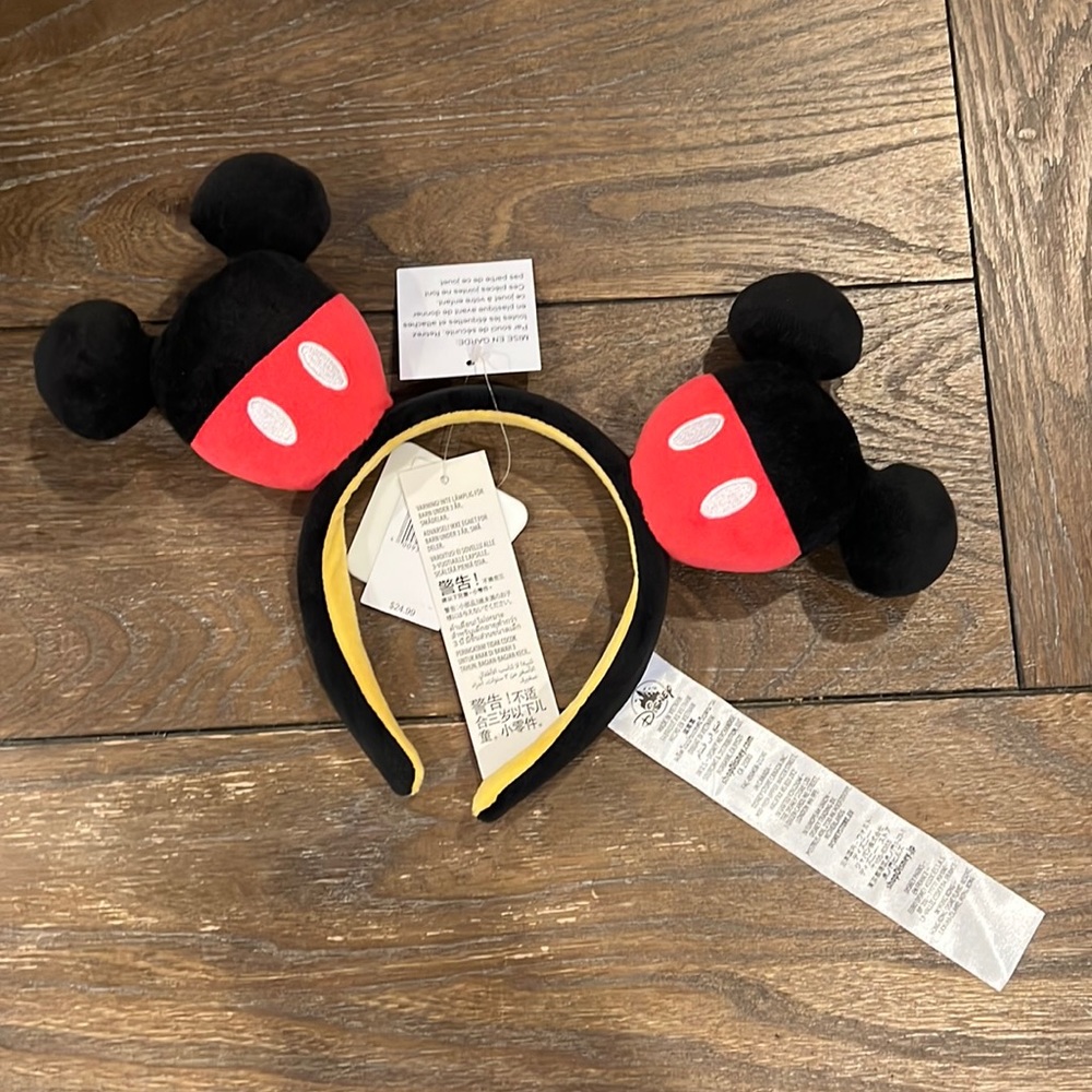 NWT Disney Mickey Ears
